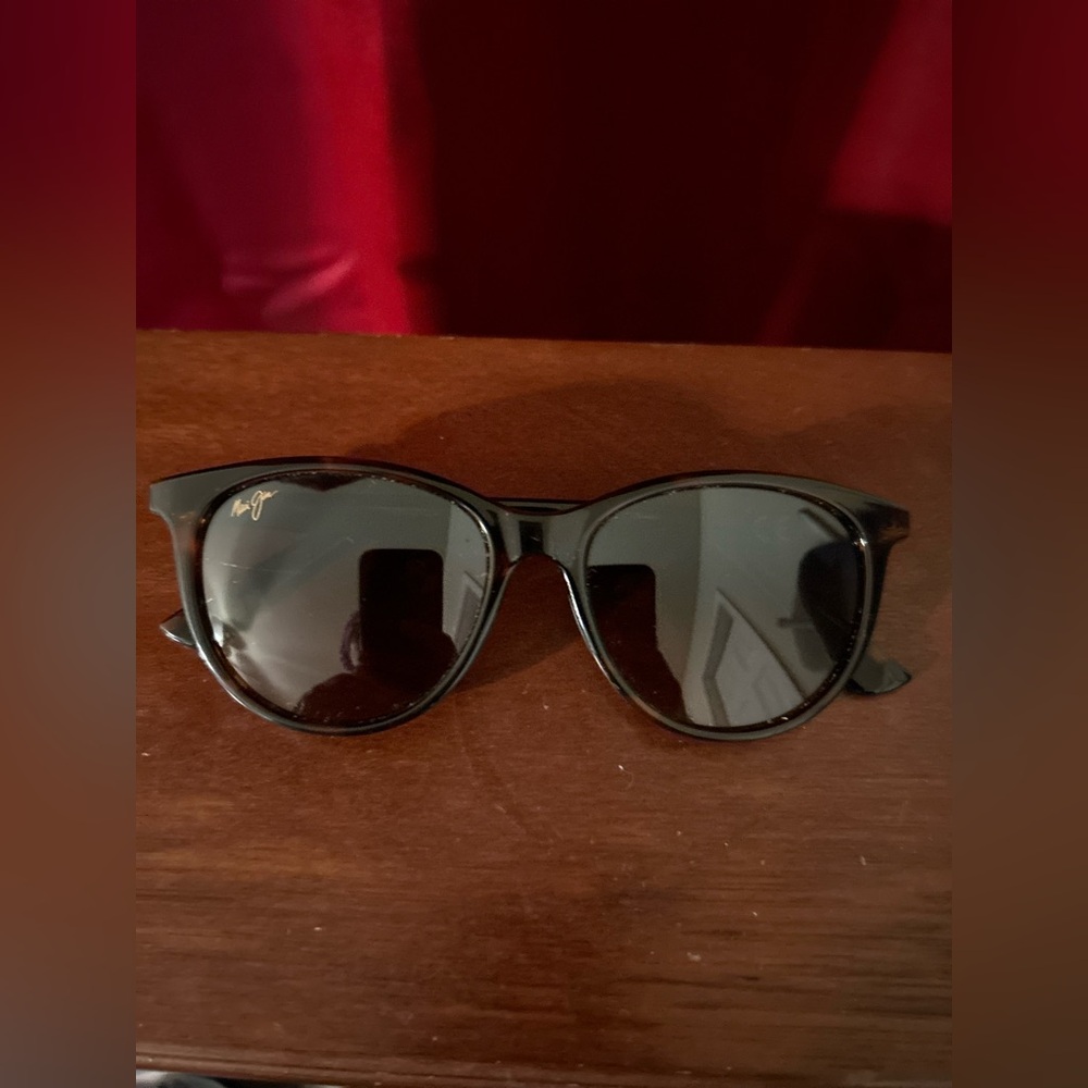 Ray-Ban. Sunglasses Brown.